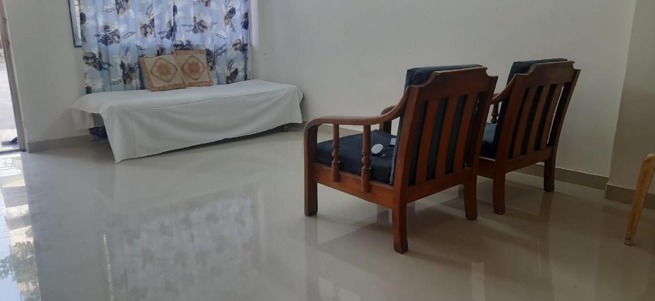 Swanky Sojourns Homestay 2Bhk Colhapur Exterior foto